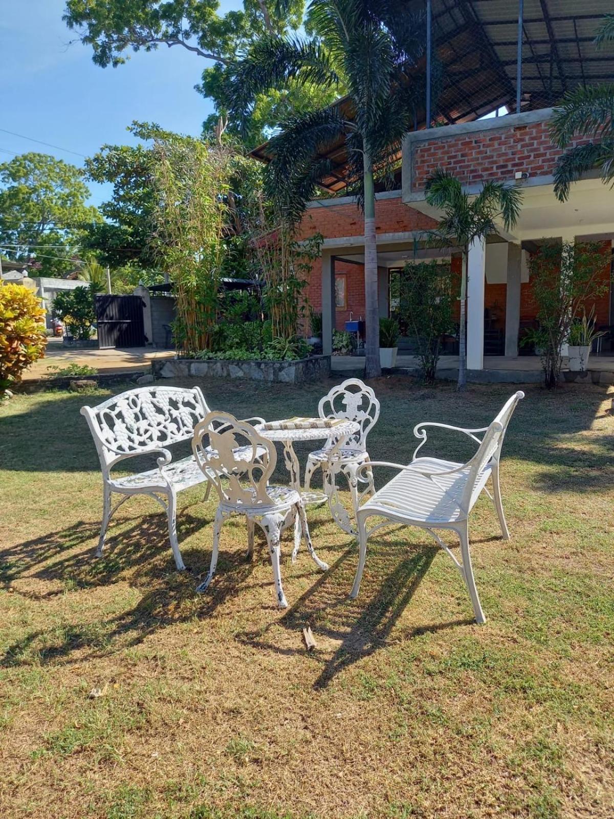 Blue Sands Beach Resort Passikudah Exterior foto